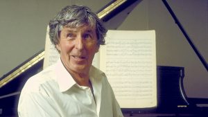 TIPPETT Michaël au piano